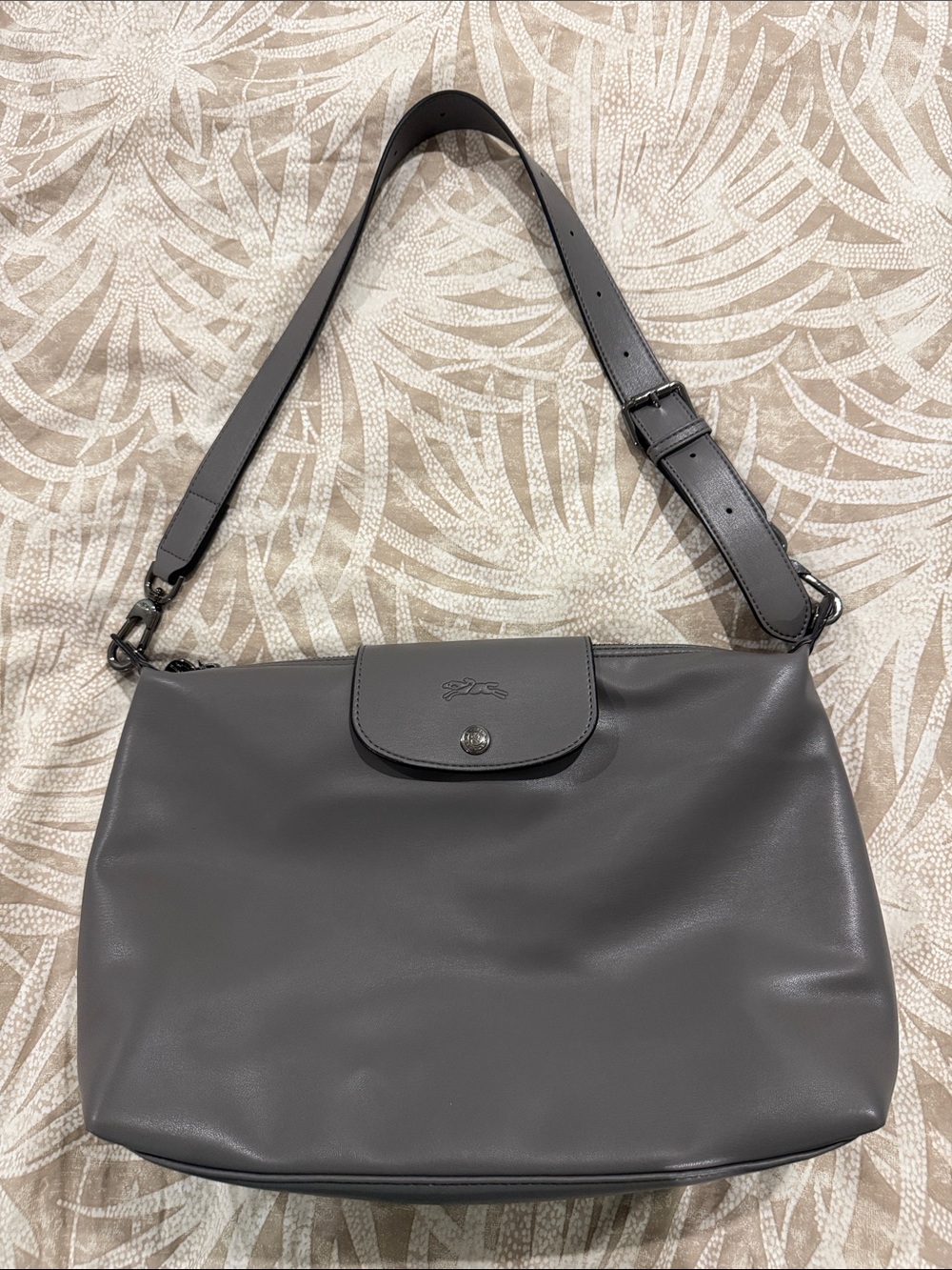 Longchamp Gray Leather Shoulder Bag